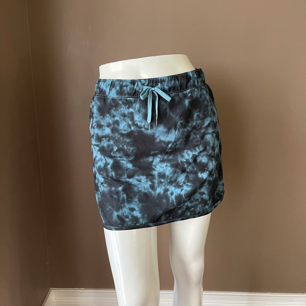 Studio Athletic Skort NWT